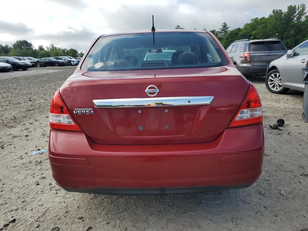 2011 Nissan Versa S - Image 6