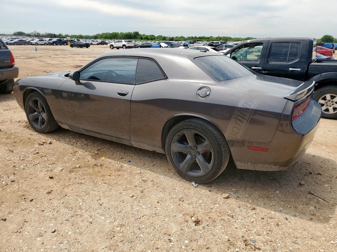 2013 Dodge Challenger R/T - Image 2