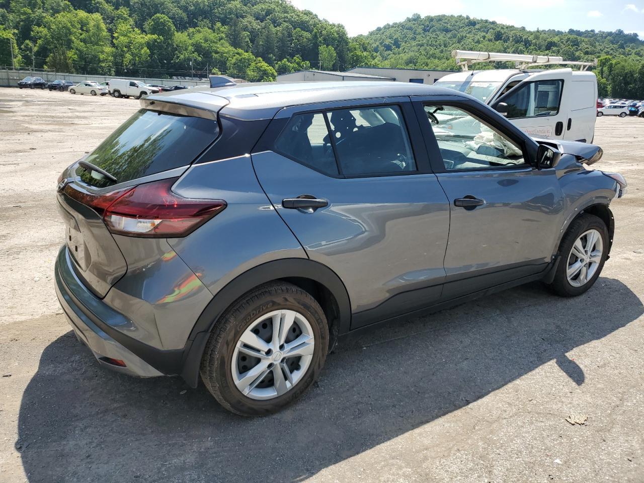 2023 Nissan Kicks S - Image 3