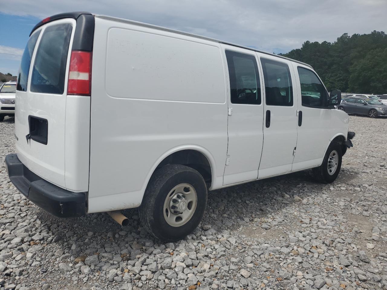 2017 Chevrolet Express G2500 - Image 3