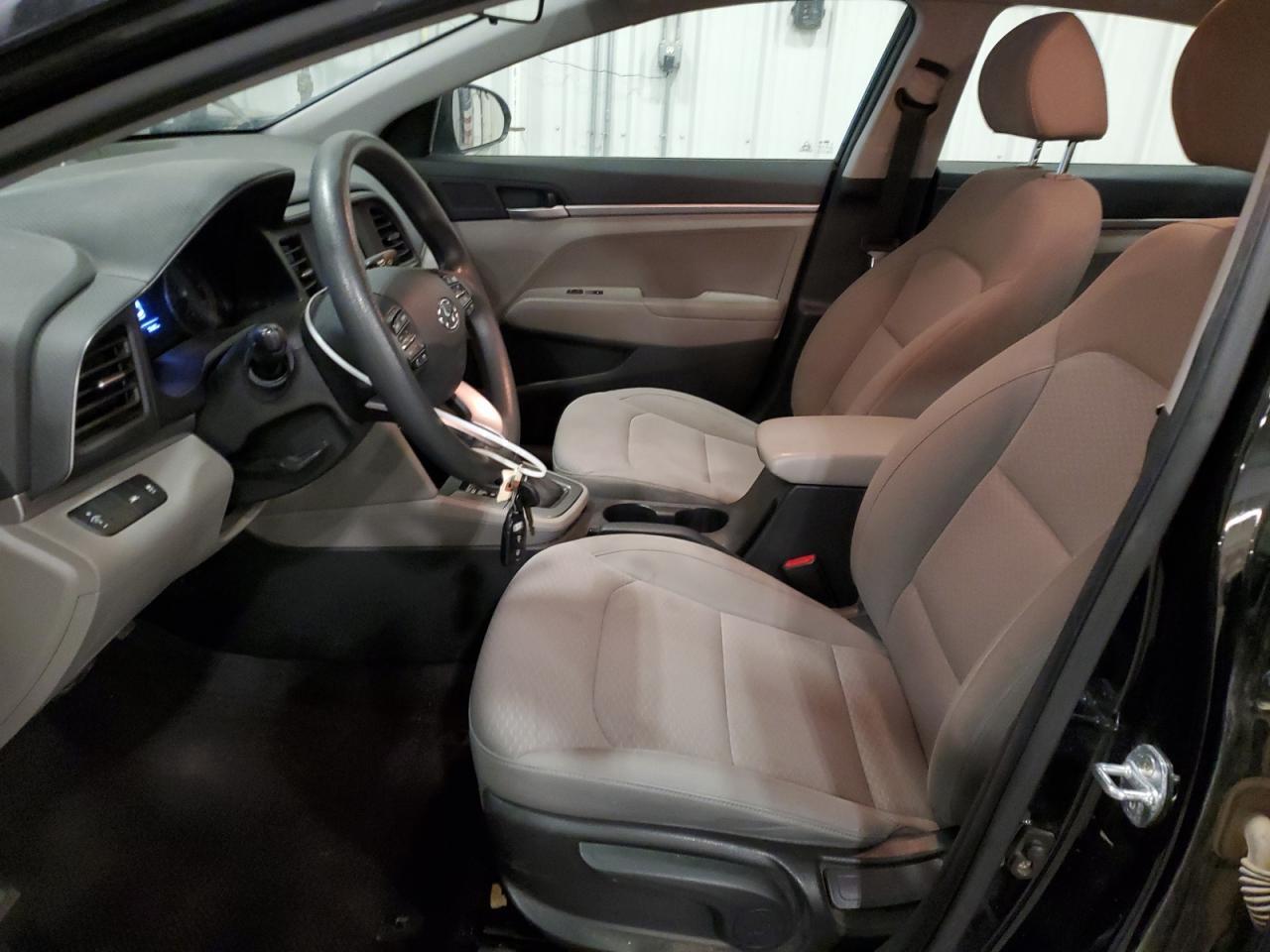 2020 Hyundai Elantra Se - Image 7