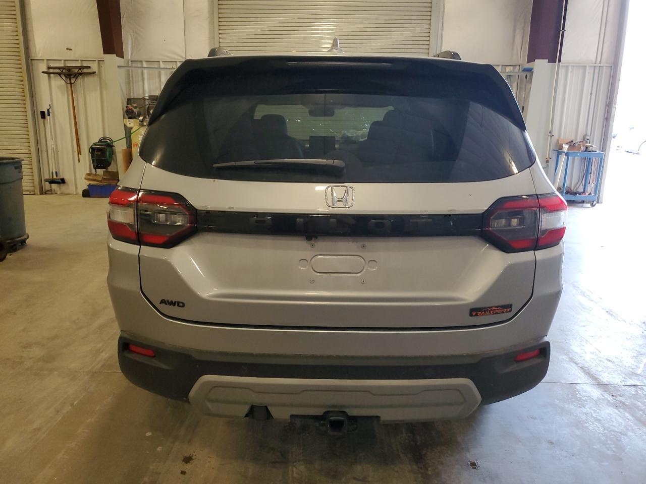 2025 Honda Pilot Trailsport - Image 6