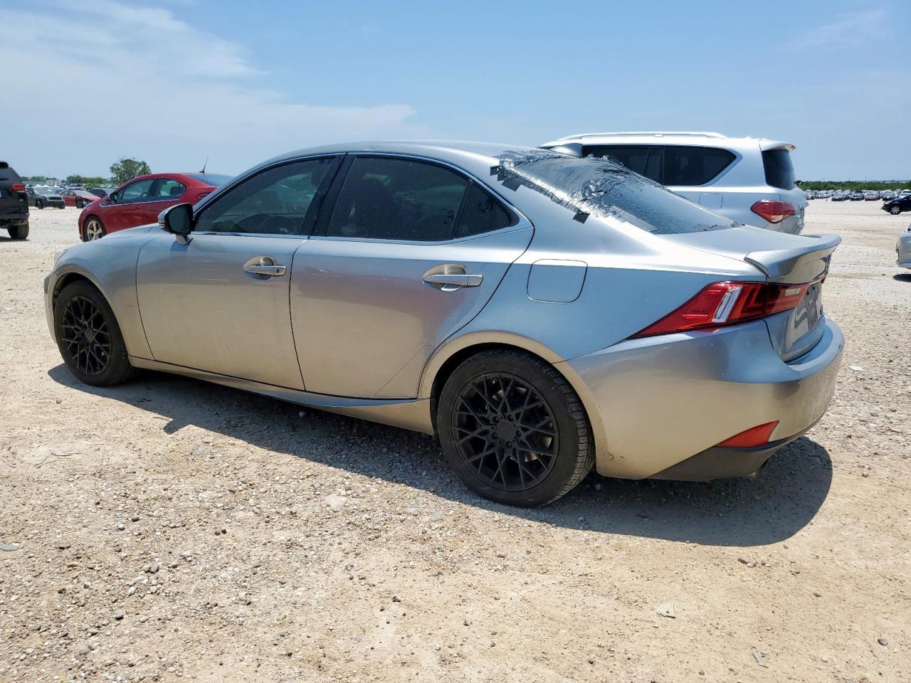 2016 Lexus Is 200T - Фото 2