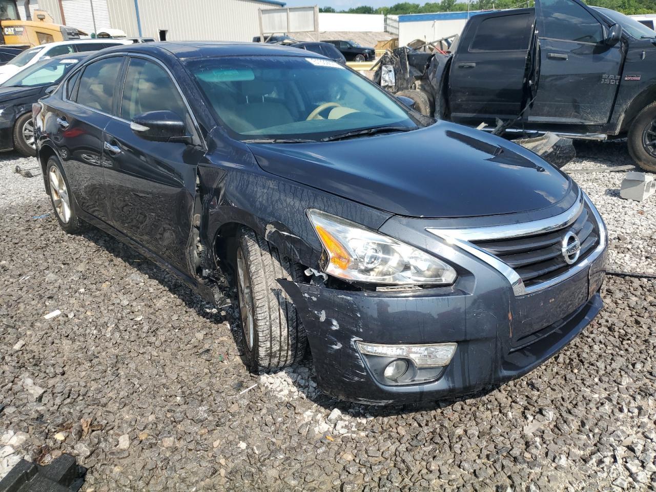 2015 Nissan Altima 2.5 - Image 4