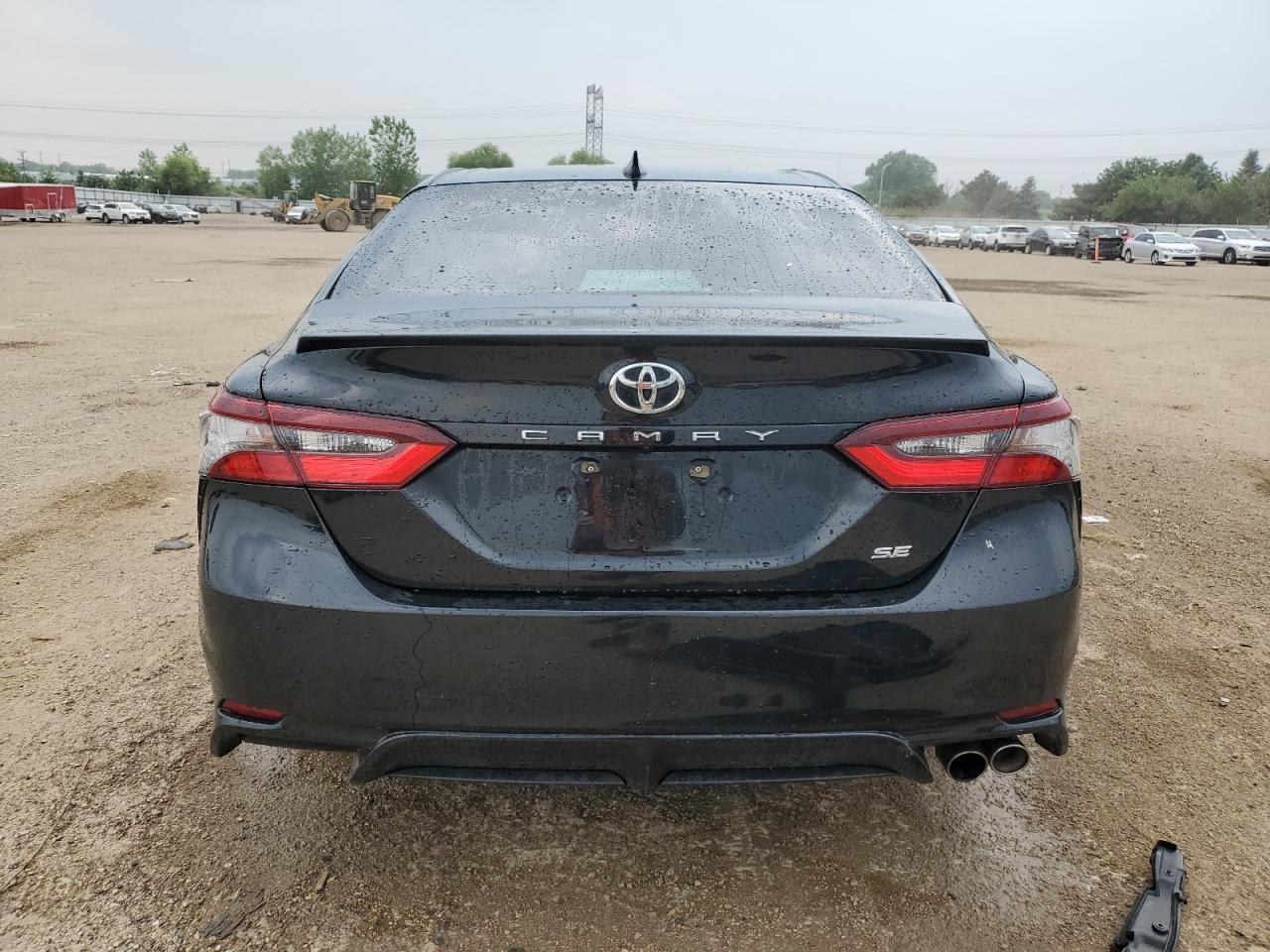 2021 Toyota Camry Se - Image 6