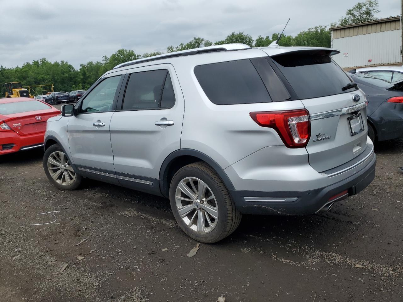 2019 Ford Explorer Limited - Фото 2