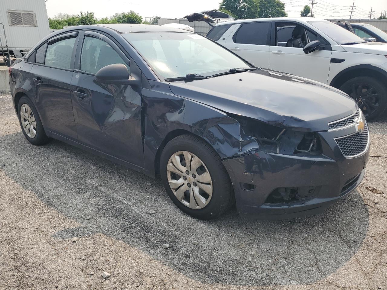 2014 Chevrolet Cruze Ls - Фото 4