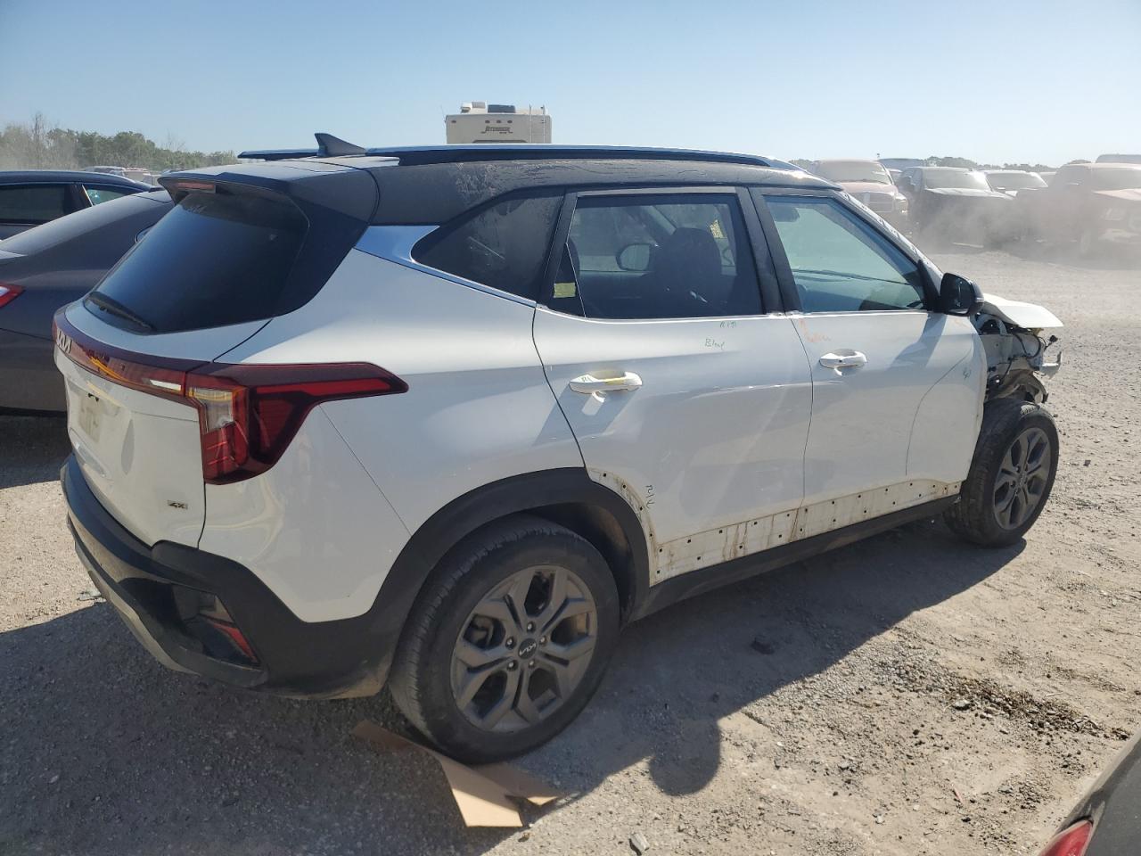 2024 Kia Seltos S - Image 3