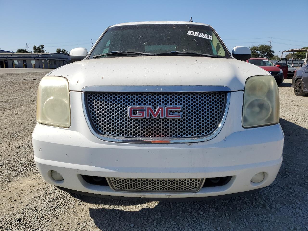 2007 GMC Yukon Denali - Image 5