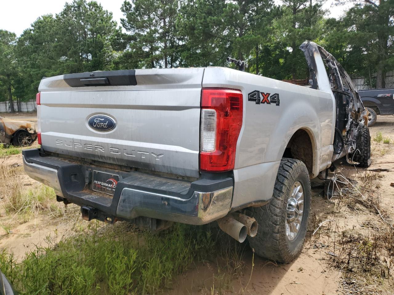 2019 Ford F250 Super Duty - Image 3