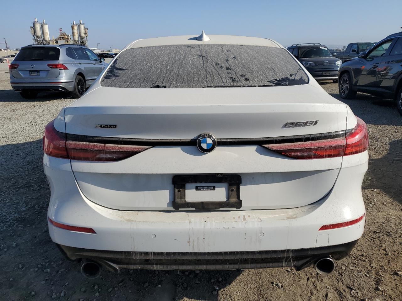 2021 BMW 228Xi - Фото 6