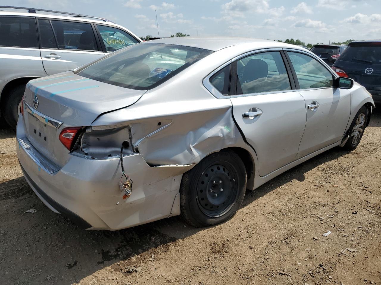 2016 Nissan Altima 2.5 - Image 3