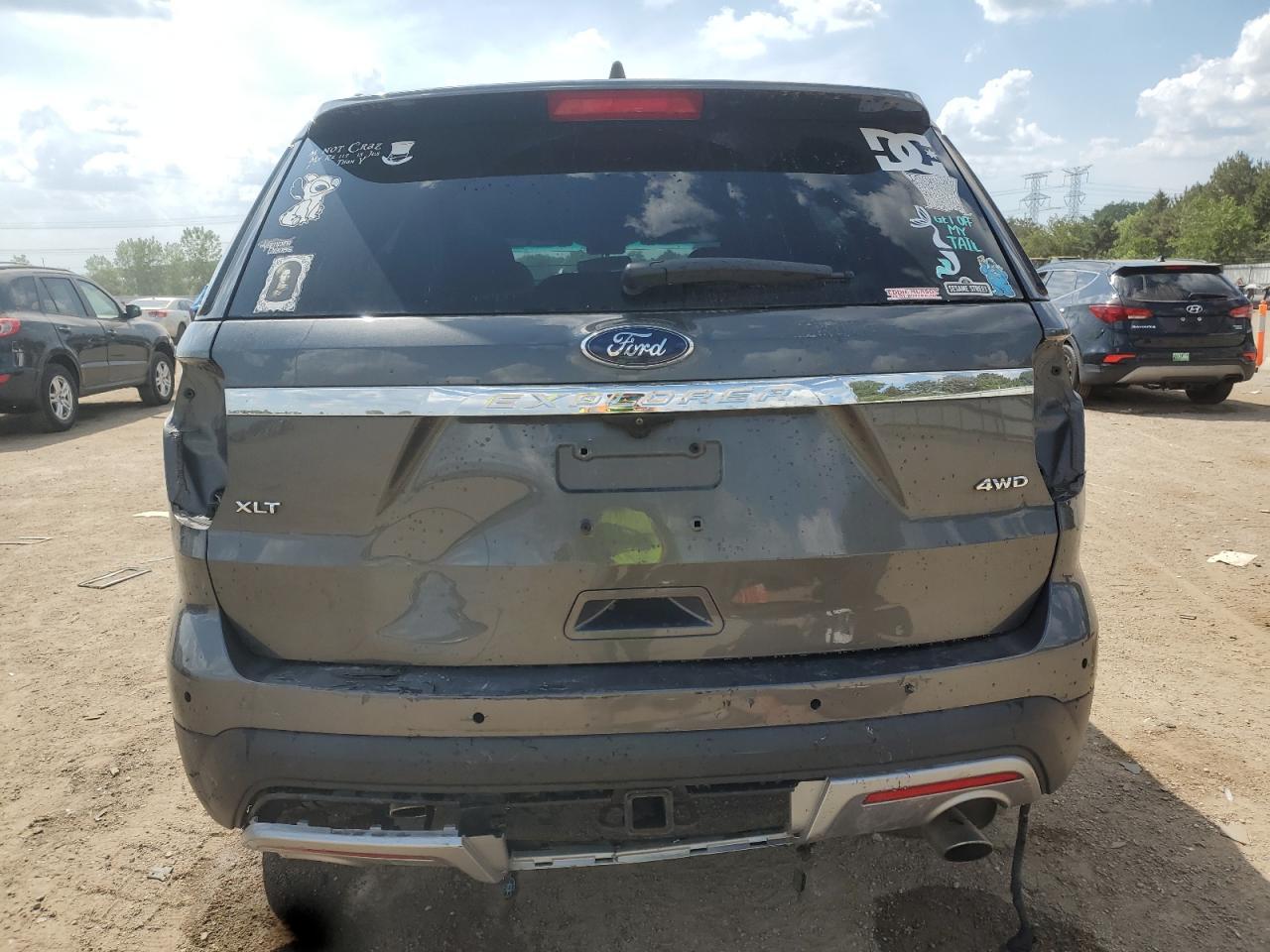 2017 Ford Explorer Xlt - Image 6