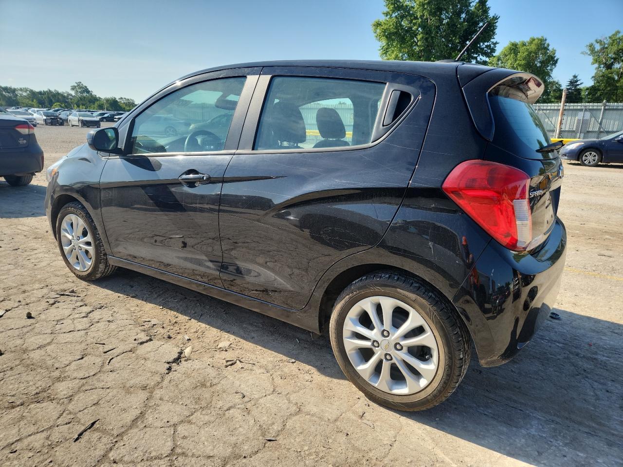 2021 Chevrolet Spark 1Lt - Фото 2