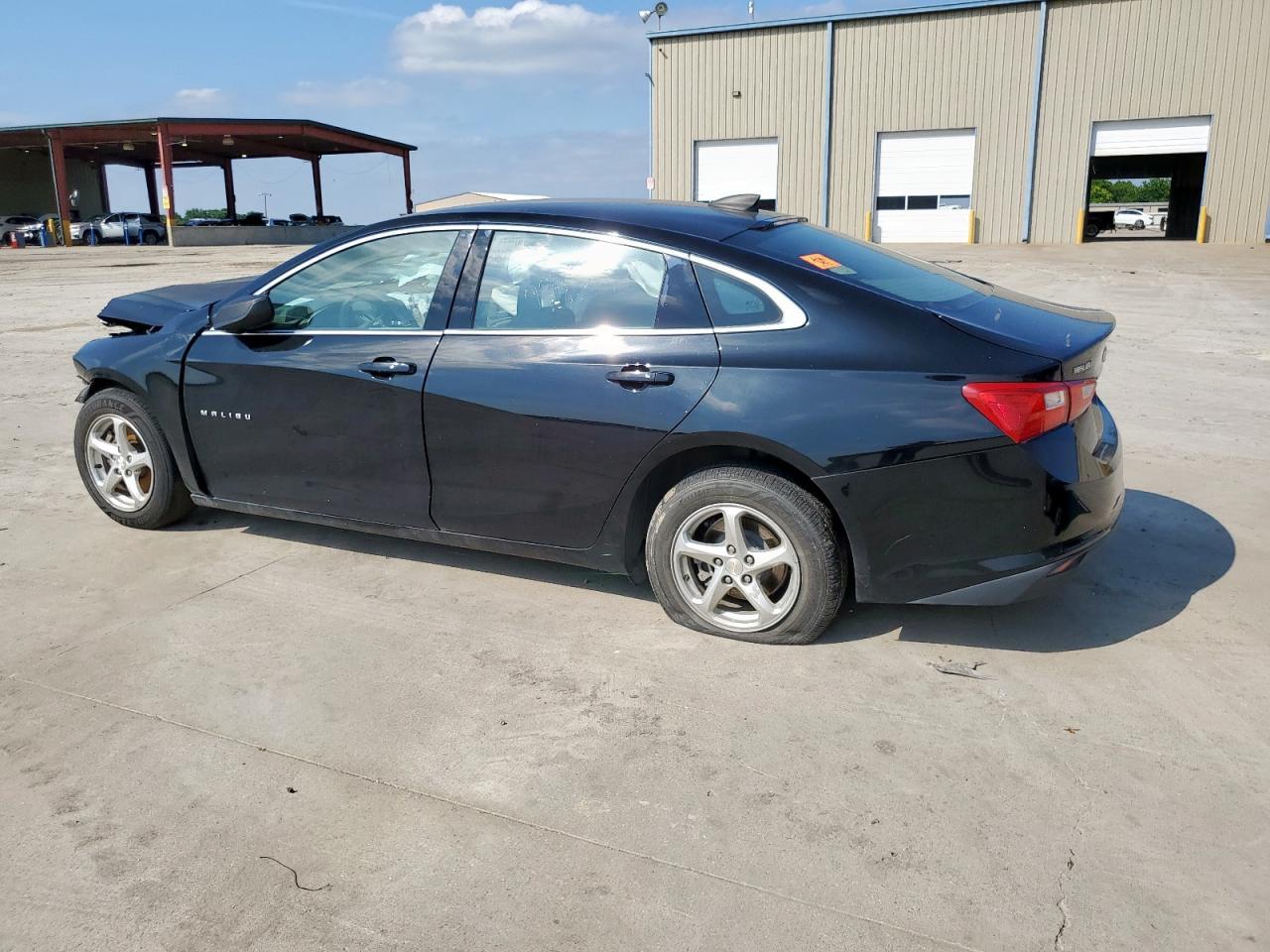 2018 Chevrolet Malibu Ls - Фото 2