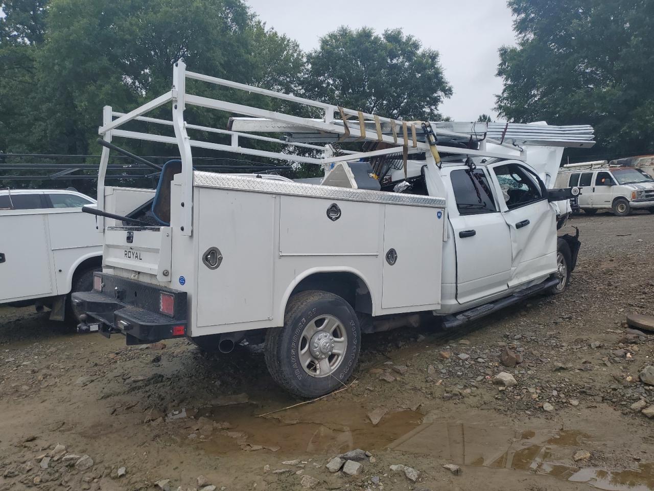 2023 Ram 2500 Tradesman - Фото 3