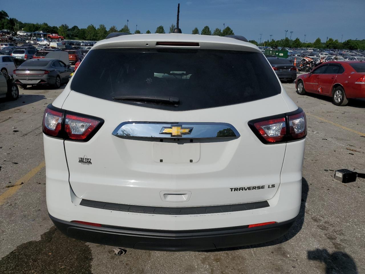 2016 Chevrolet Traverse Ls - Image 6