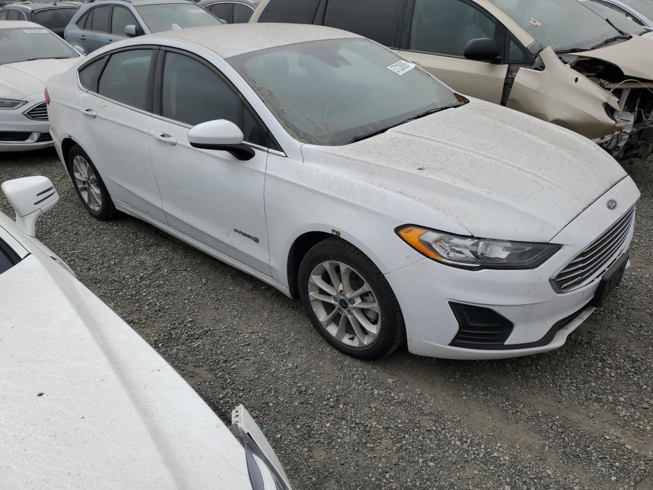 2019 Ford Fusion Se - Фото 4