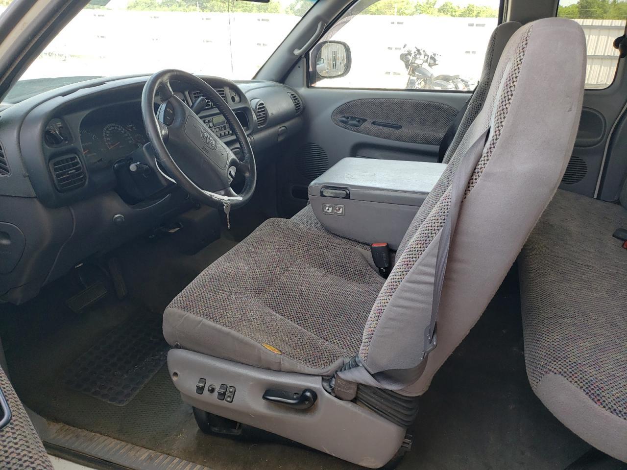 2000 Dodge Ram 2500 - Фото 7