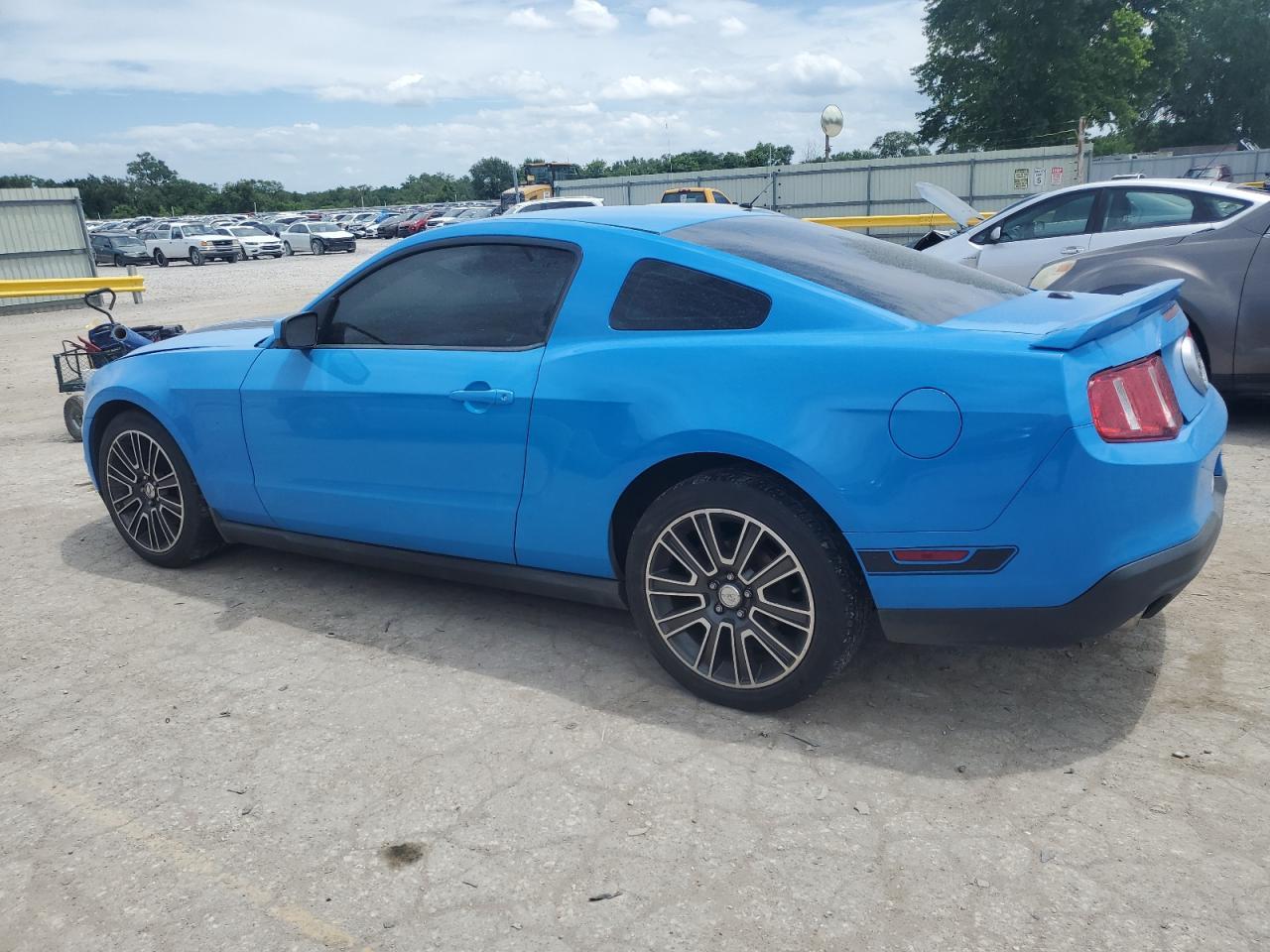 2010 Ford Mustang Gt - Image 2