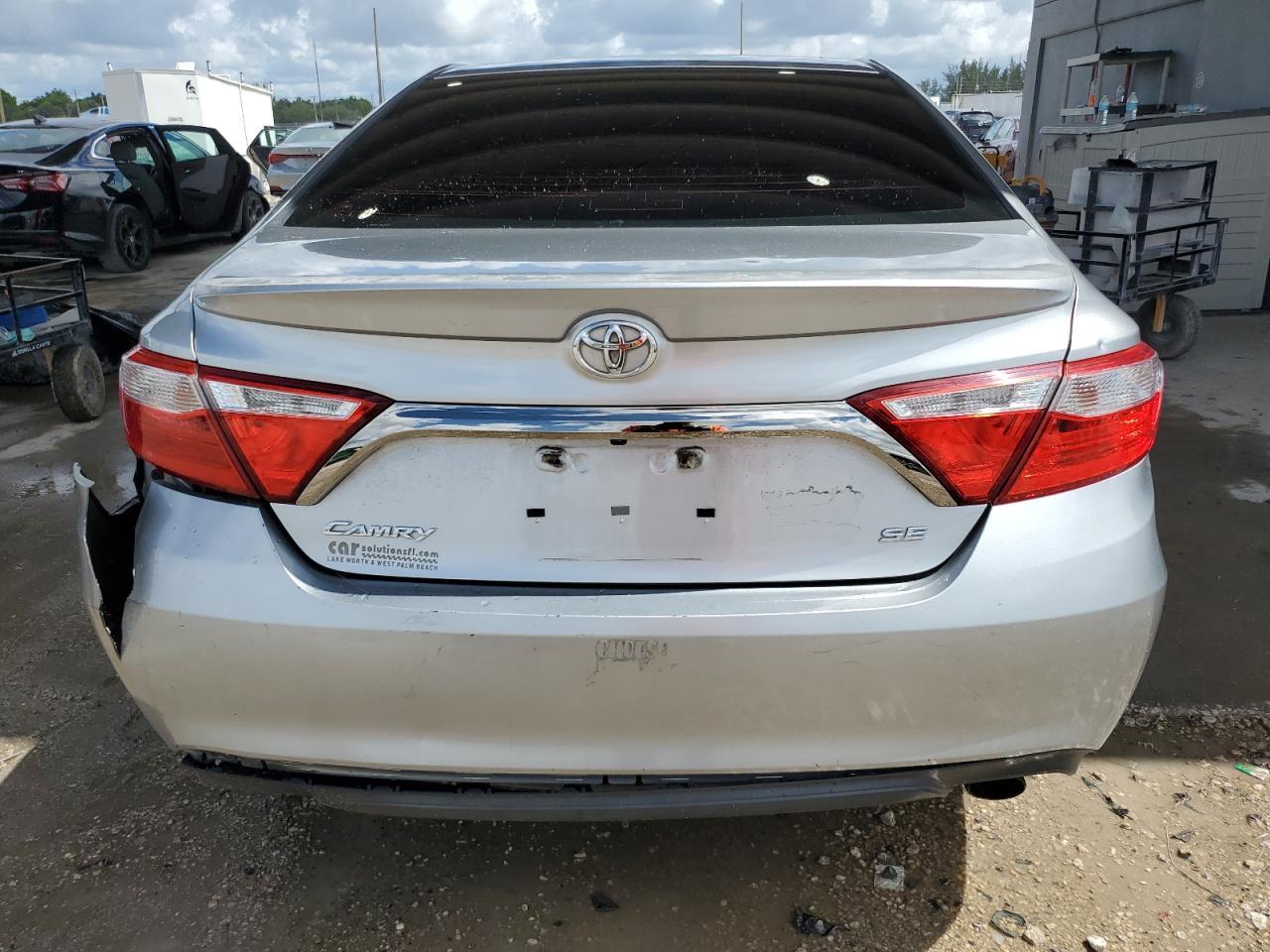 2015 Toyota Camry Le - Image 6