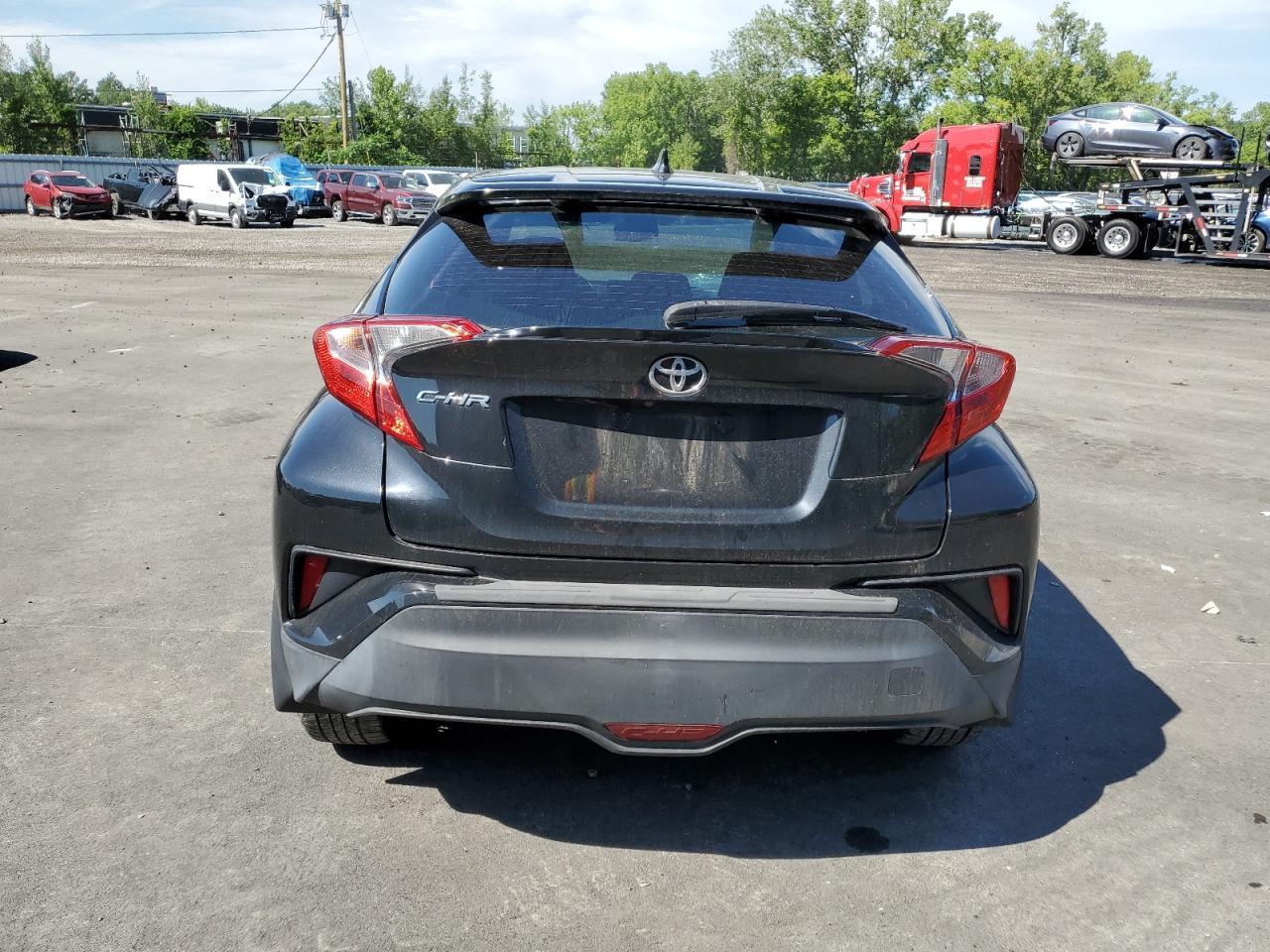 2018 Toyota C-Hr Xle Premium - Фото 6