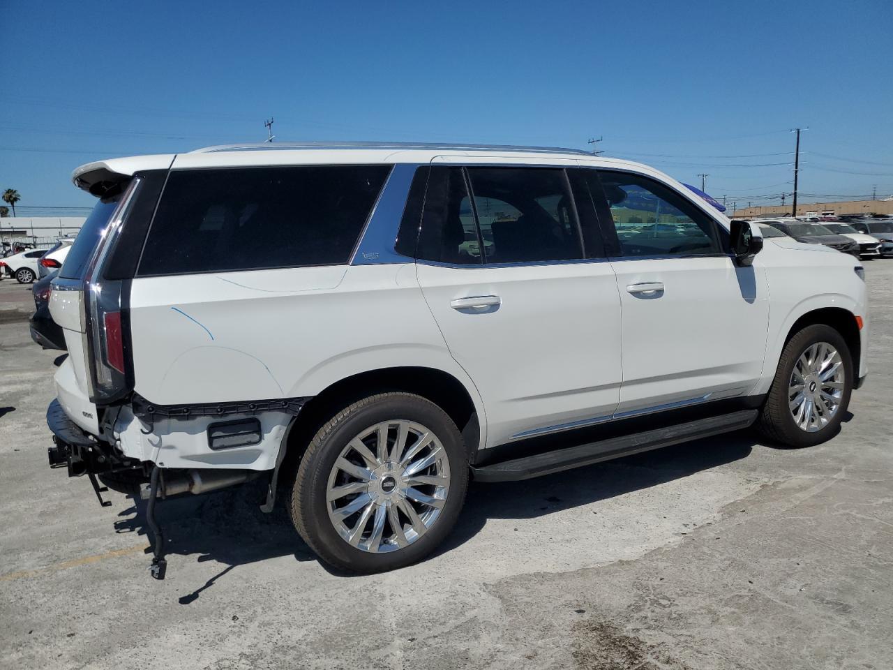 2024 Cadillac Escalade Premium Luxury - Image 3