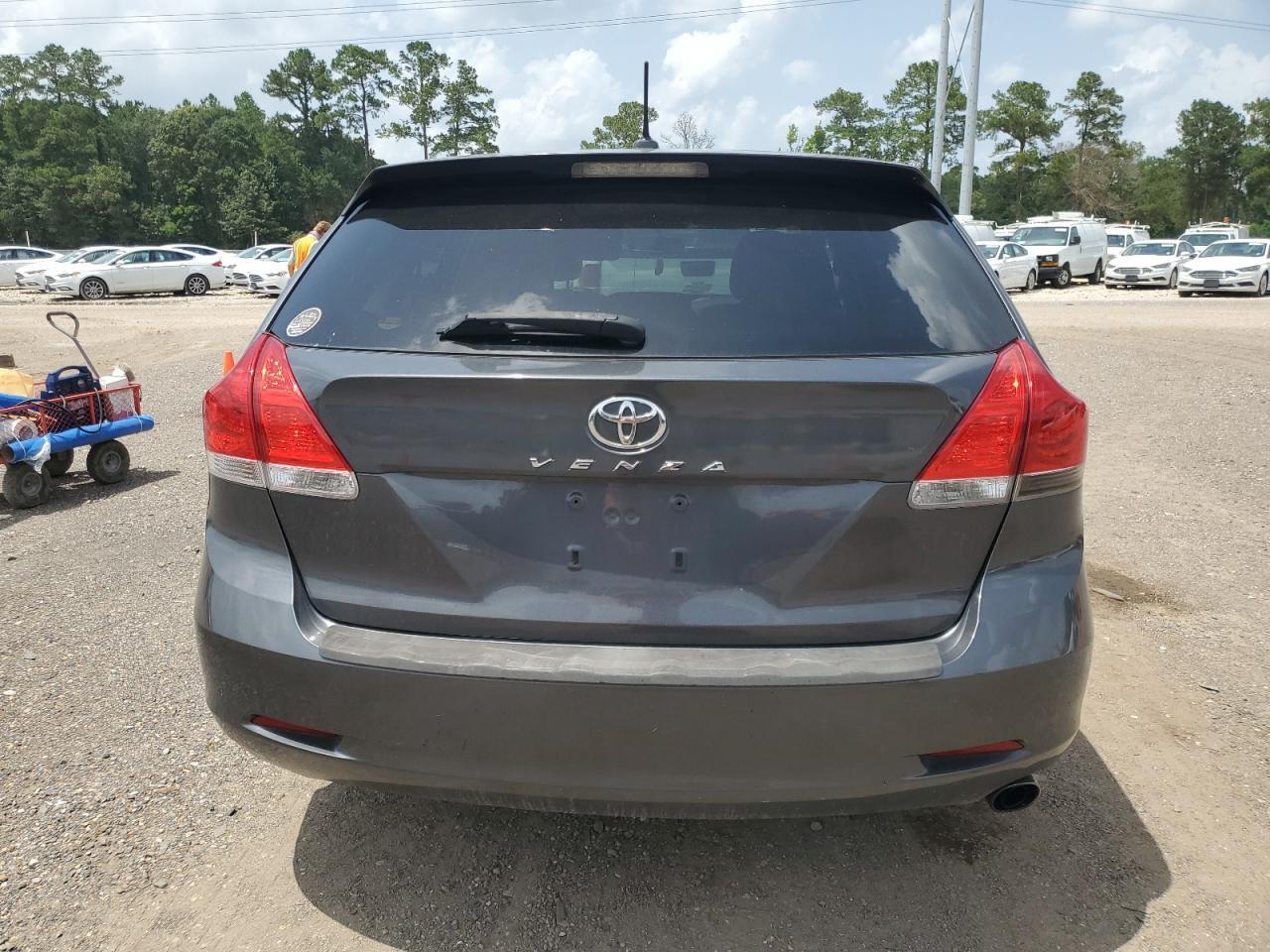 2011 Toyota Venza - Image 6