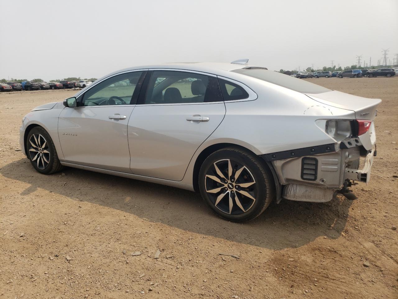 2018 Chevrolet Malibu Lt - Image 2