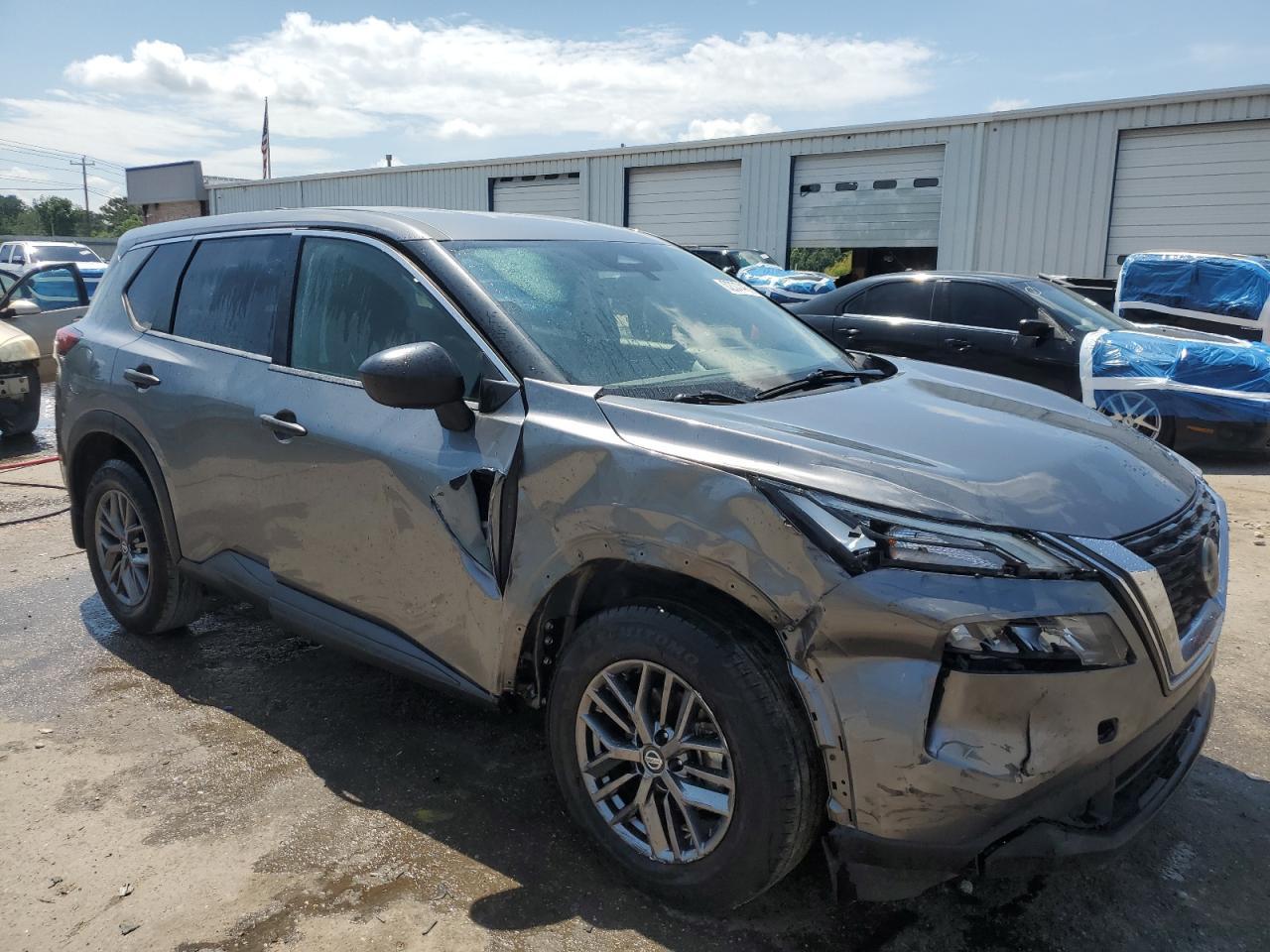 2021 Nissan Rogue S - Фото 4