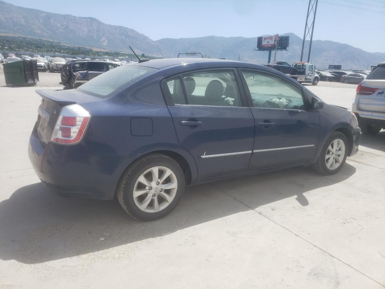 2011 Nissan Sentra 2.0 - Фото 3