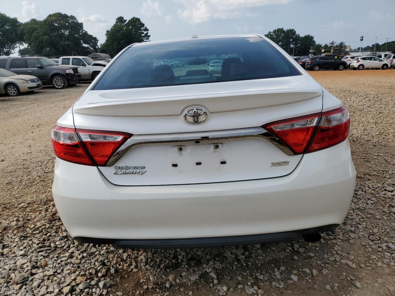 2015 Toyota Camry Le - Фото 6