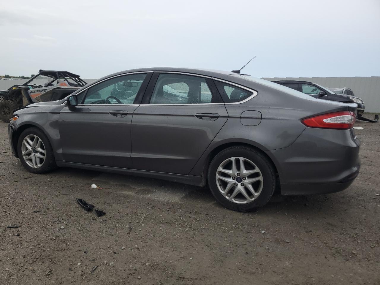 2014 Ford Fusion Se - Фото 2