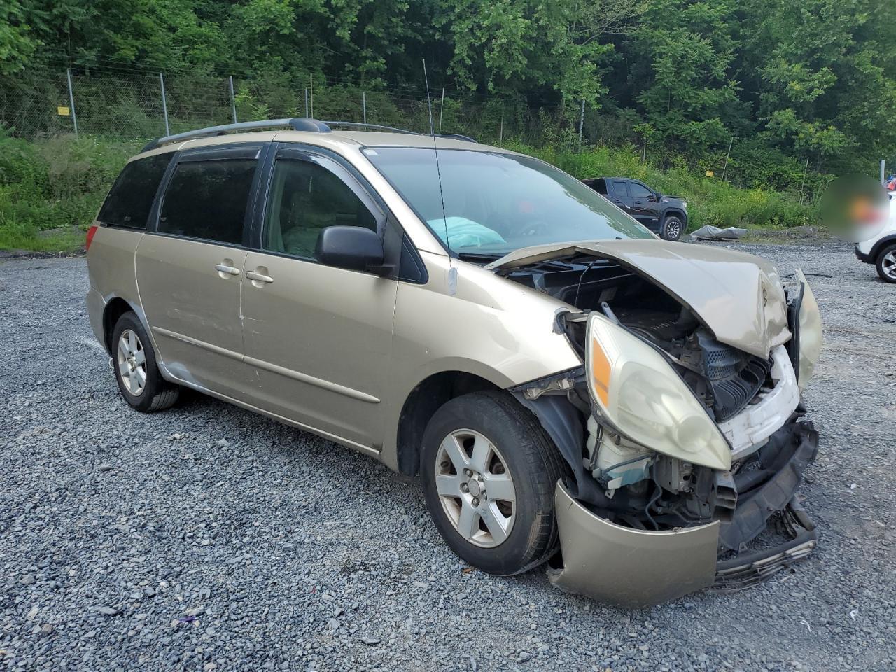 2005 Toyota Sienna - Image 4