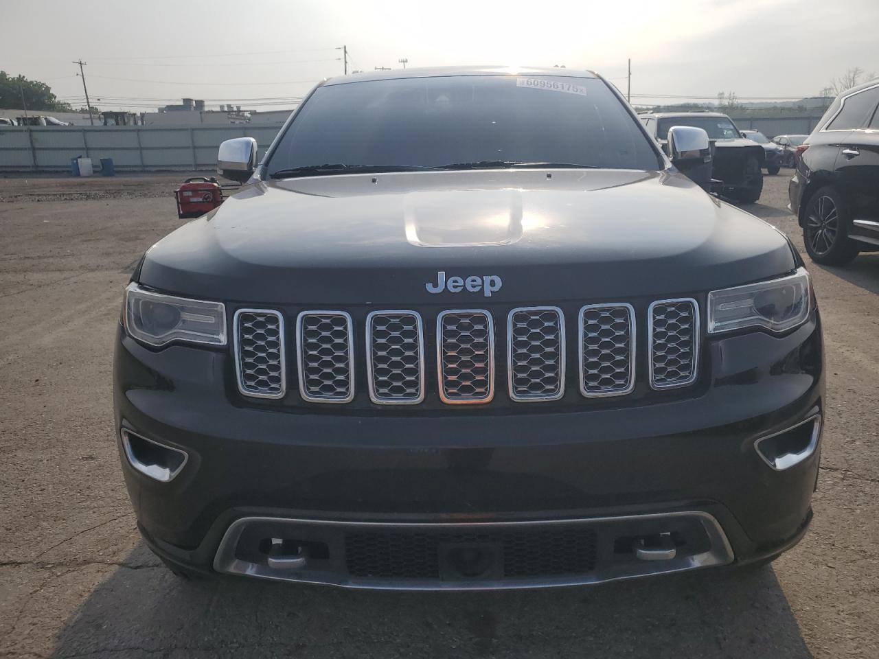 2017 Jeep Grand Cherokee Overland - Фото 5
