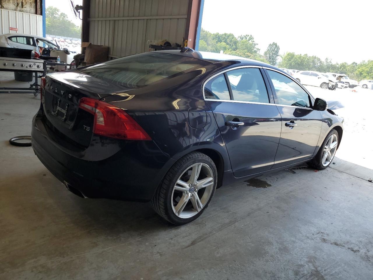 2016 Volvo S60 Premier - Image 3