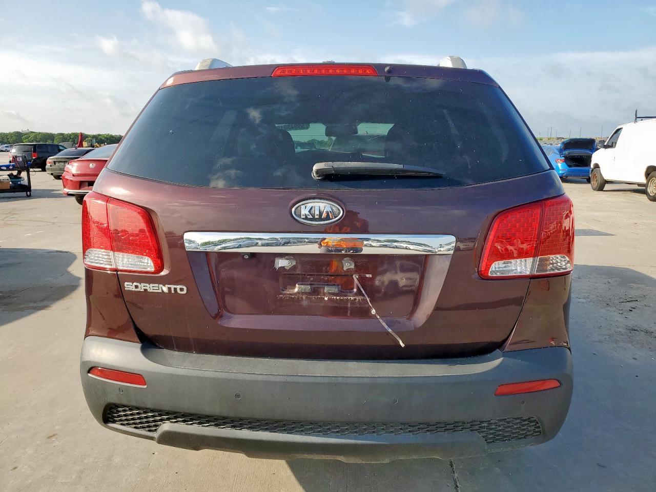 2012 Kia Sorento Lx - Фото 6