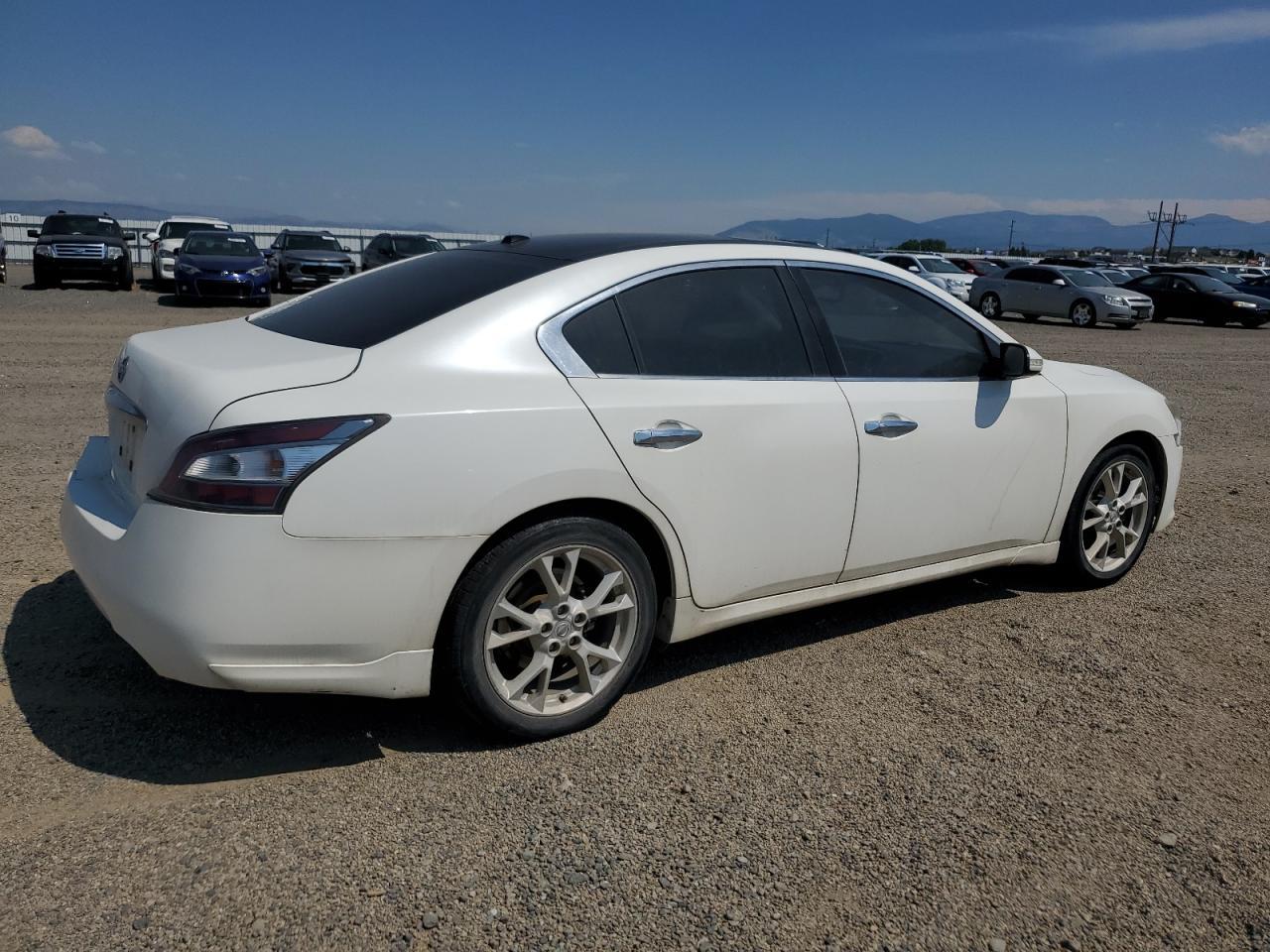 2012 Nissan Maxima S - Image 3