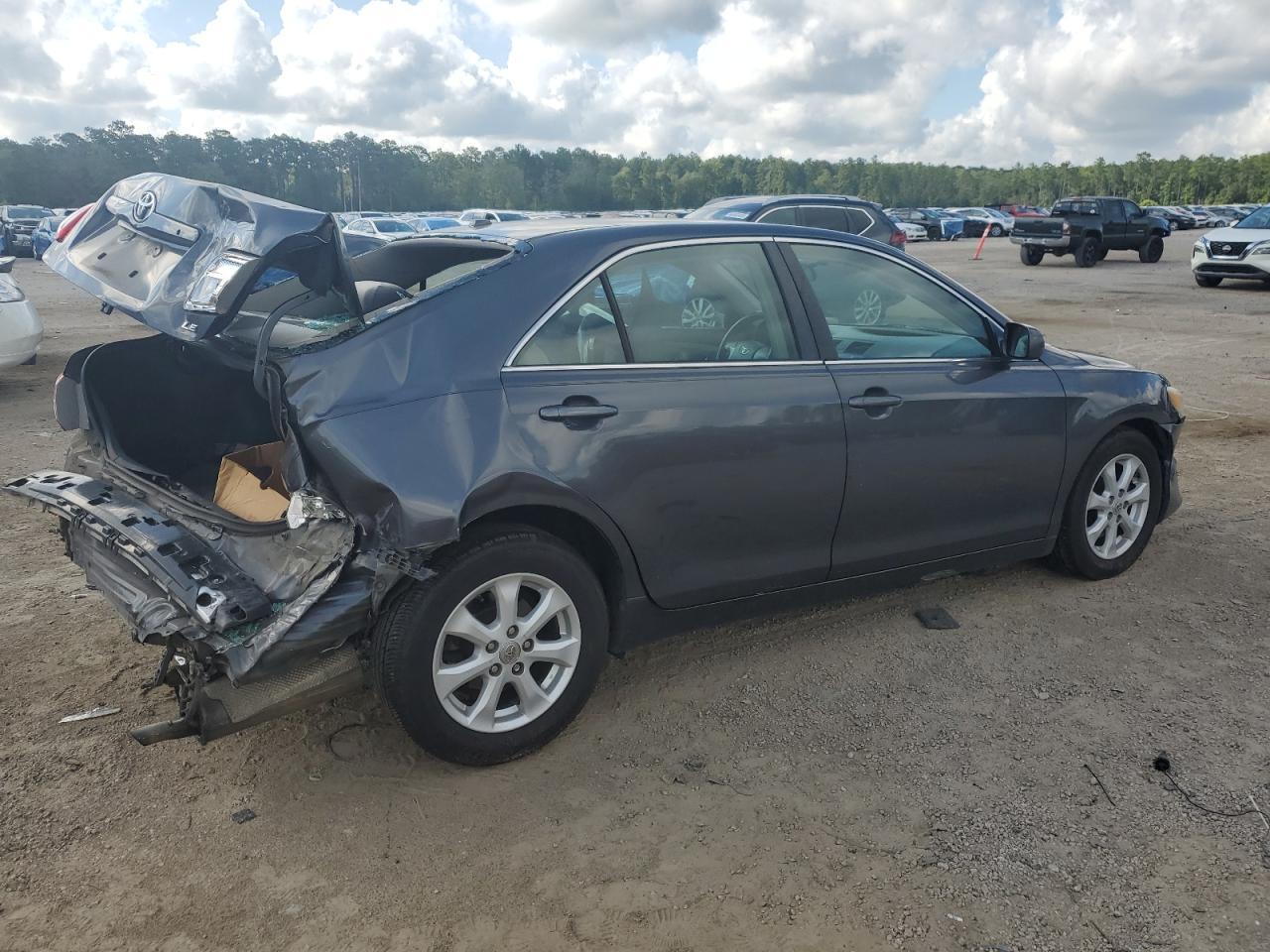 2011 Toyota Camry Base - Image 3