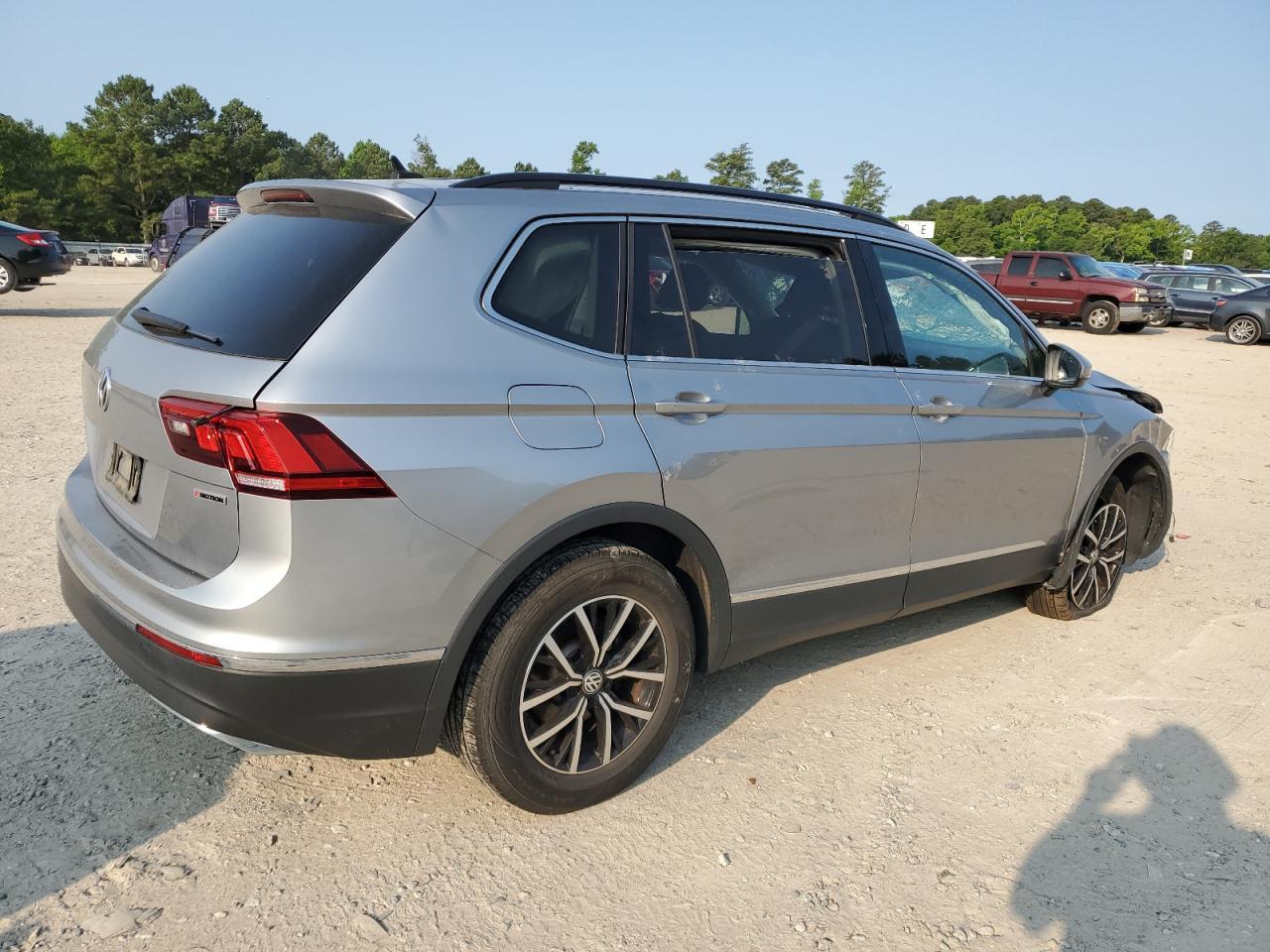 2021 Volkswagen Tiguan Se - Image 3