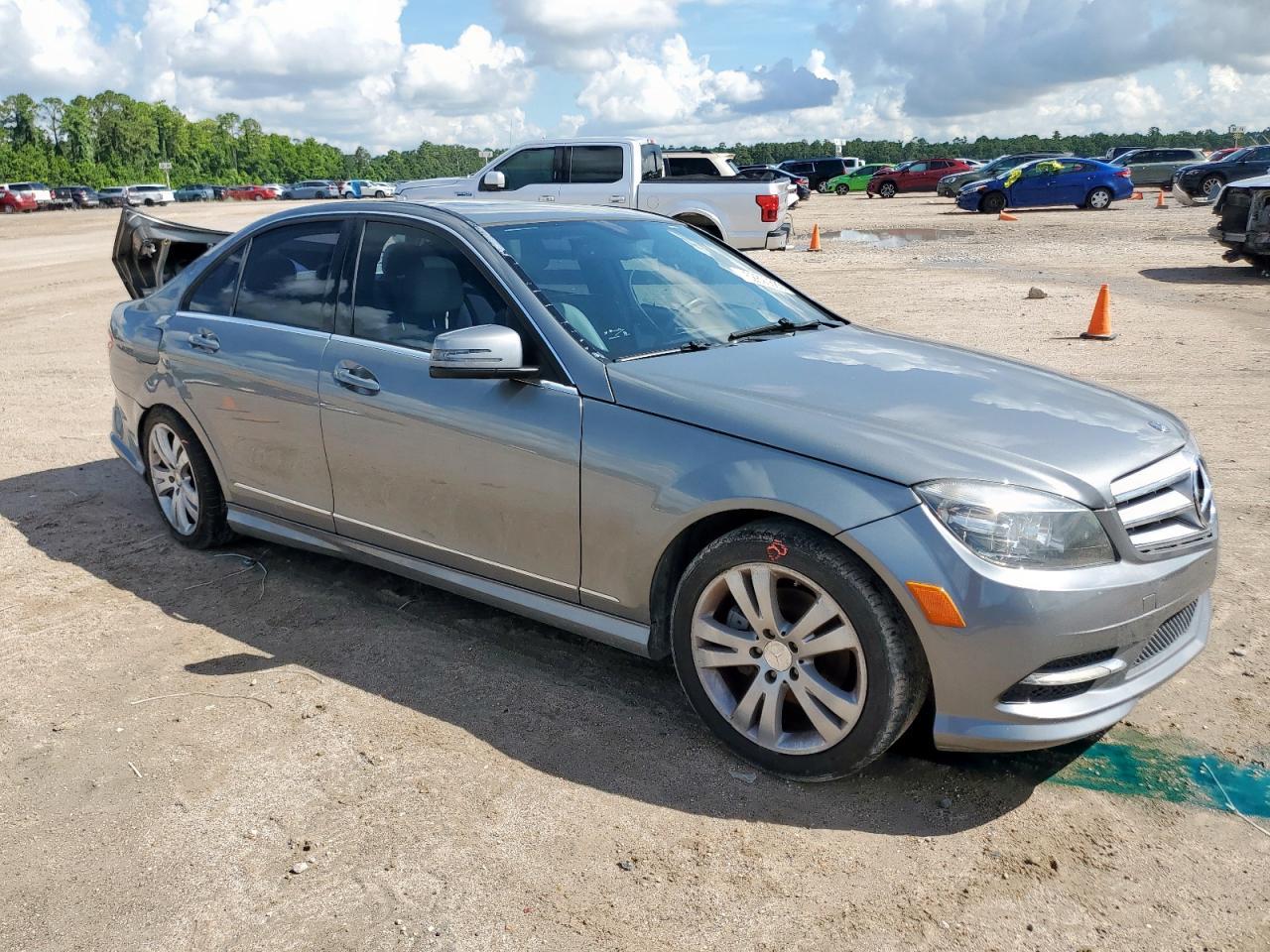 2011 Mercedes-Benz C 300 - Image 4