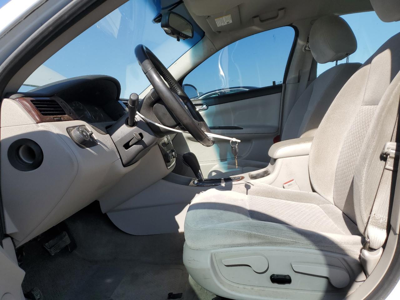 2011 Chevrolet Impala Lt - Image 7