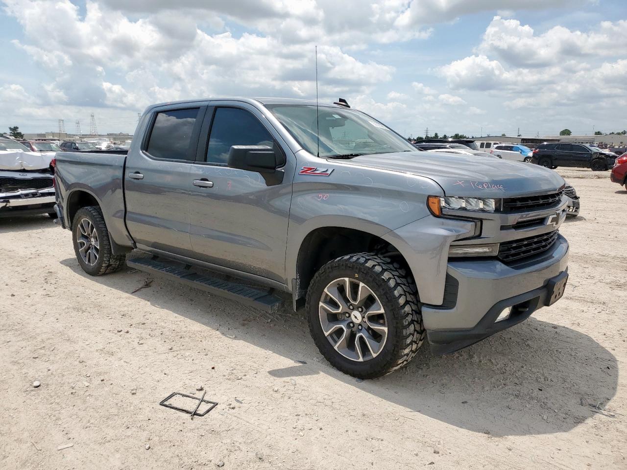 2019 Chevrolet Silverado K1500 Rst - Image 4