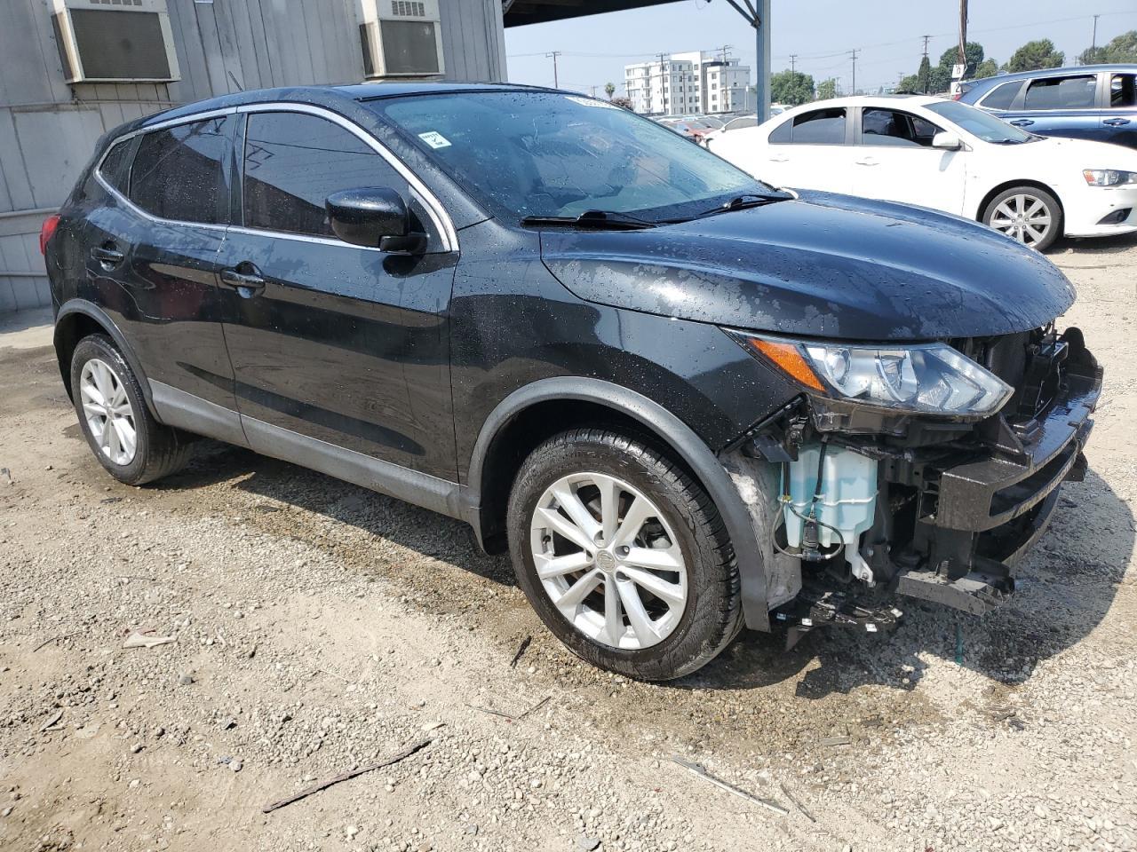 2018 Nissan Rogue Sport S - Фото 4