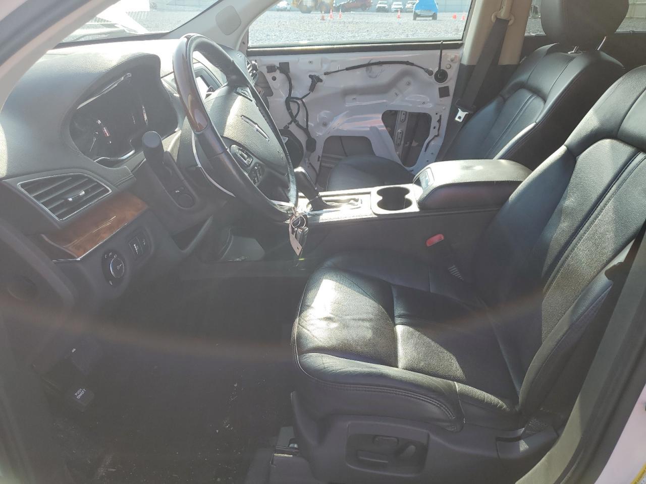 2015 Lincoln Mkt - Фото 7