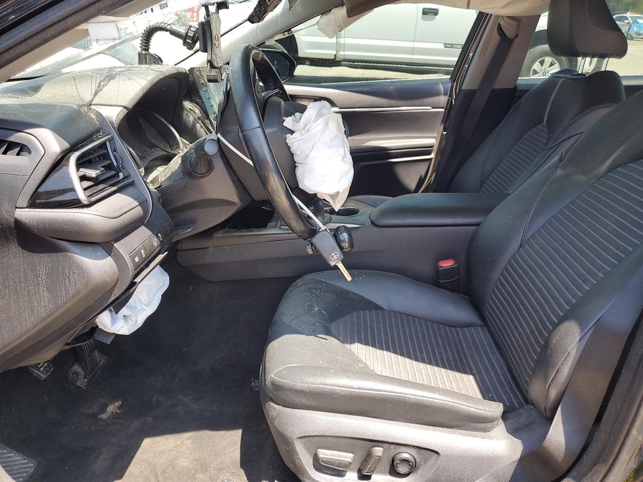 2021 Toyota Camry Se - Фото 7