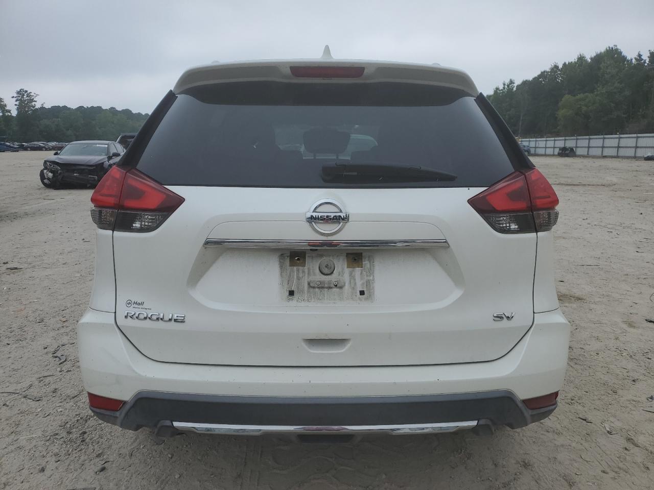 2017 Nissan Rogue S - Фото 6
