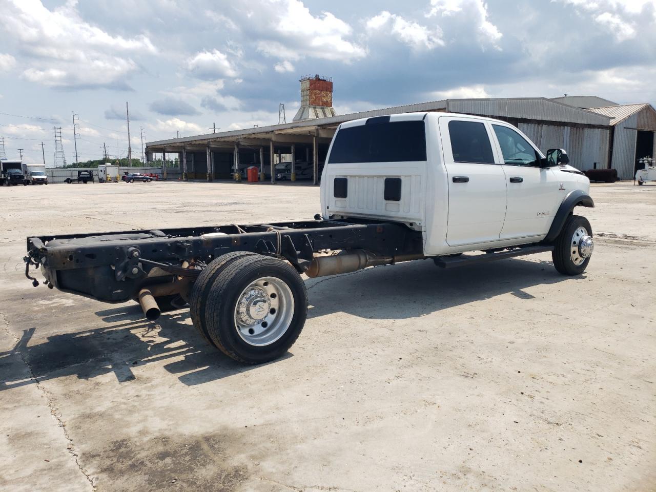 2022 Ram 4500 - Фото 3