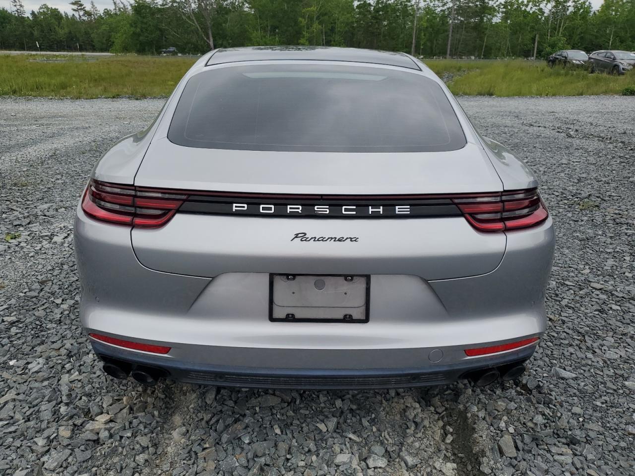 2018 Porsche Panamera 4 E-Hybrid - Image 6