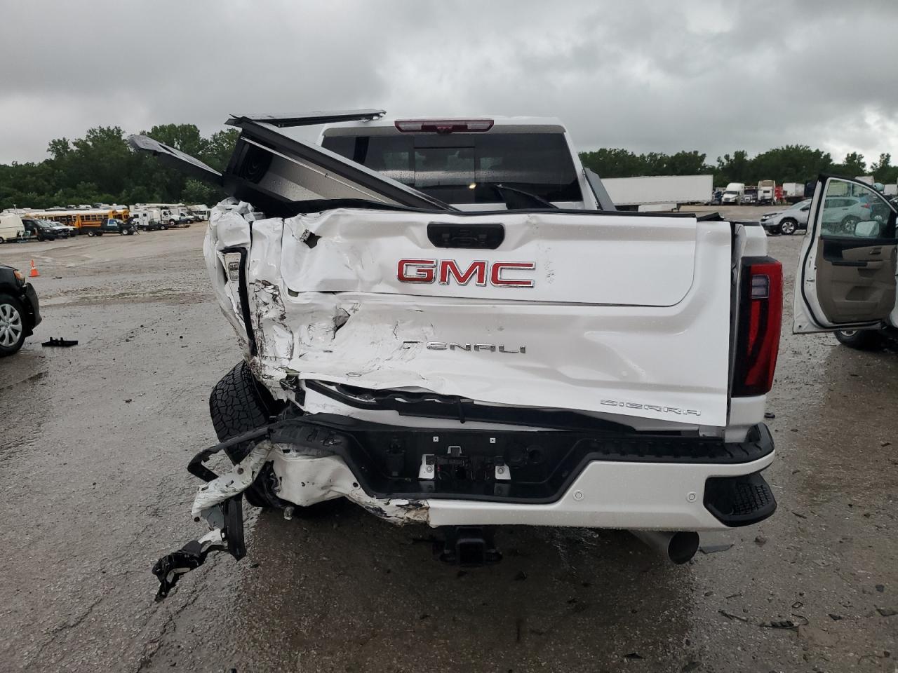 2024 GMC Sierra K2500 Denali - Фото 6